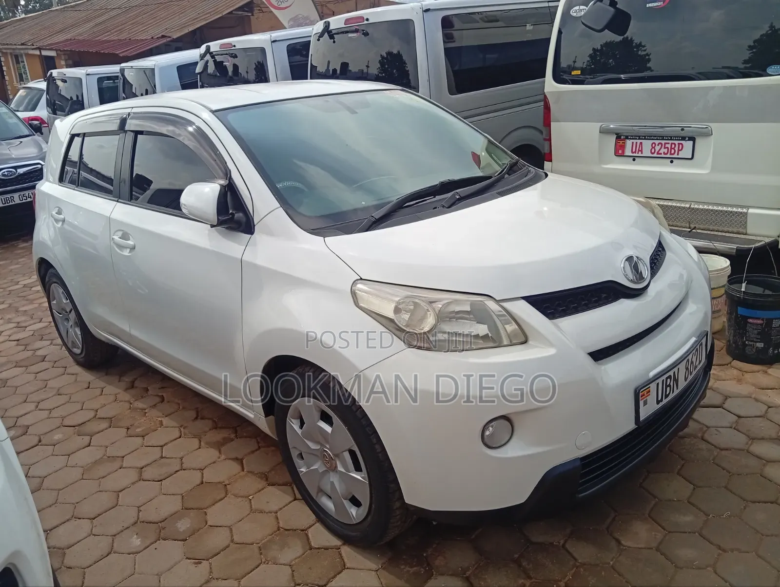 Toyota IST 2010 White