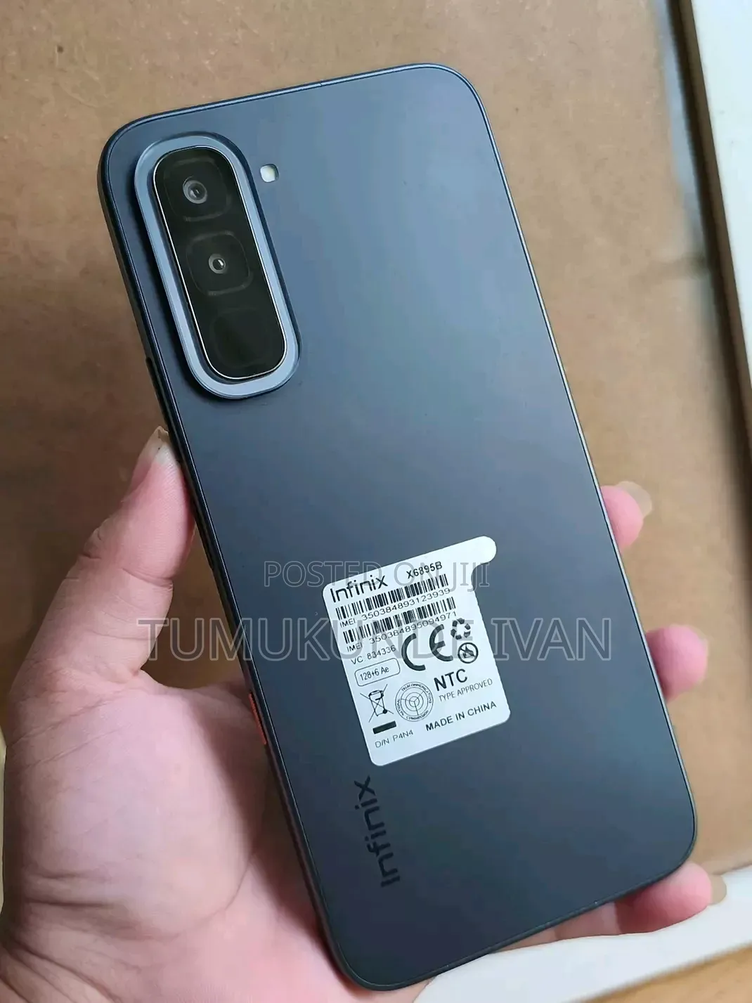 New Infinix Hot 70 128 GB Black