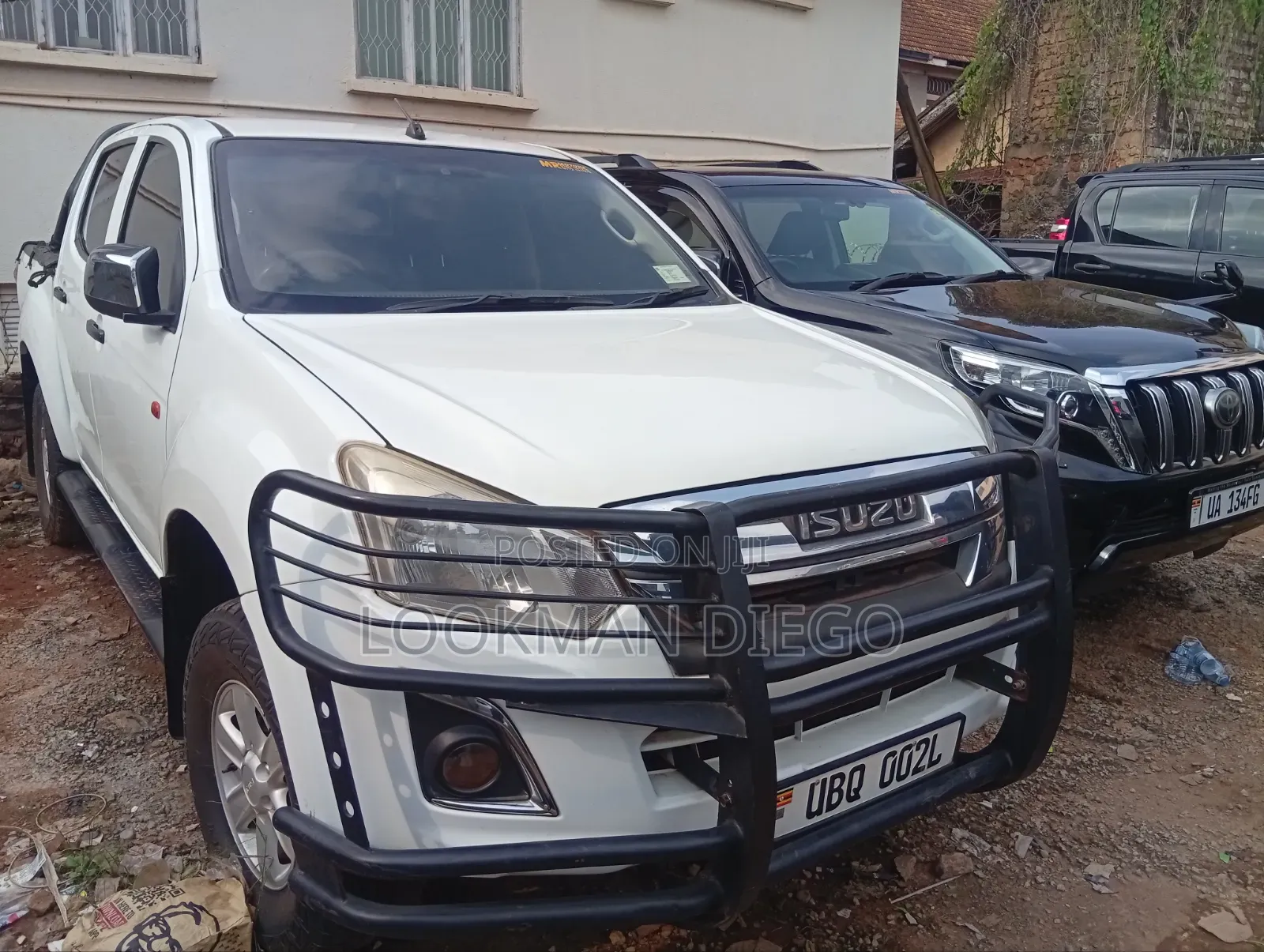 Isuzu D-MAX 2011 White