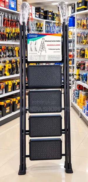 4-Step Folding Step Ladder – Heavy-Duty Multipurpose Ladder