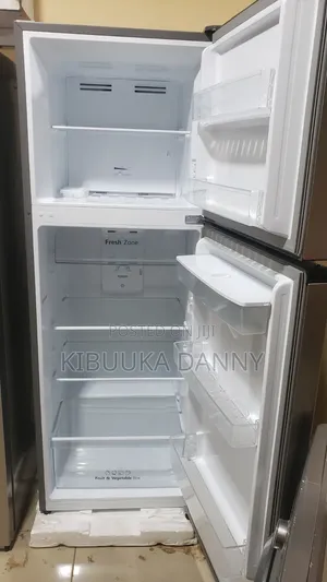 Hisense Fridge 419litres Two Doors