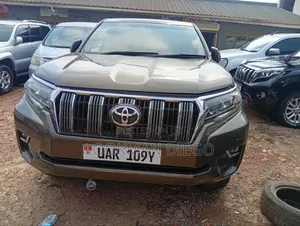 Toyota Land Cruiser Prado 3.0 TD 2012 Gray