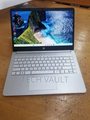 New Laptop HP 14-dq1088wm 8GB Intel Core i5 SSD 256GB