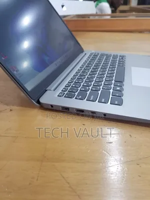New Laptop Lenovo IdeaPad 100 4GB Intel Core i5 SSD 128GB