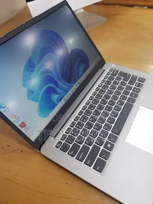New Laptop Lenovo IdeaPad 100 4GB Intel Core i5 SSD 128GB