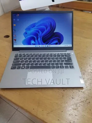 New Laptop Lenovo IdeaPad 100 4GB Intel Core i5 SSD 128GB