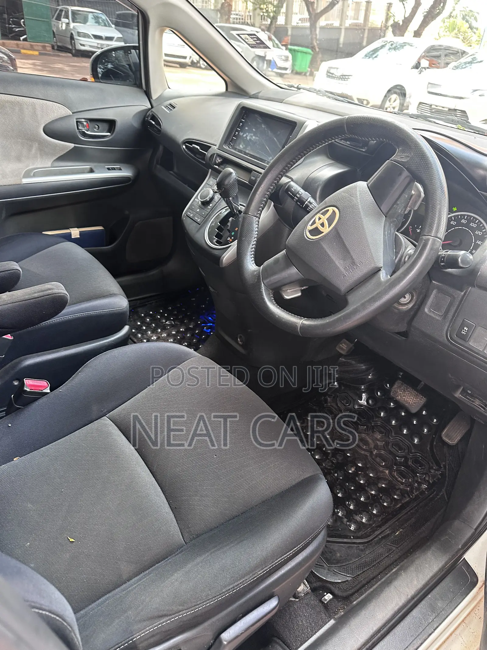 Toyota Wish 2012 White