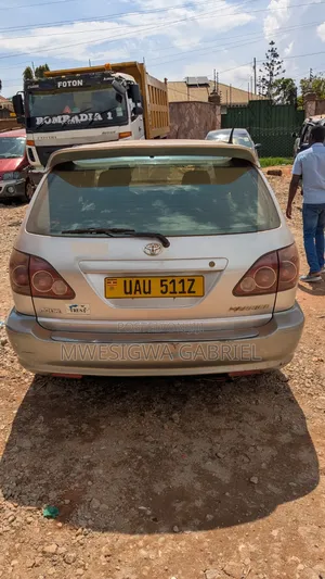 Toyota Harrier 2003 Silver