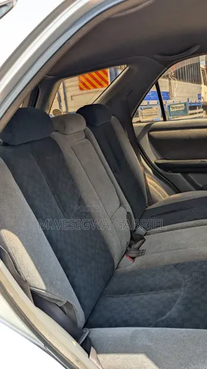 Toyota Harrier 2003 Silver