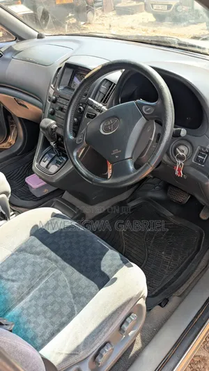 Toyota Harrier 2003 Silver