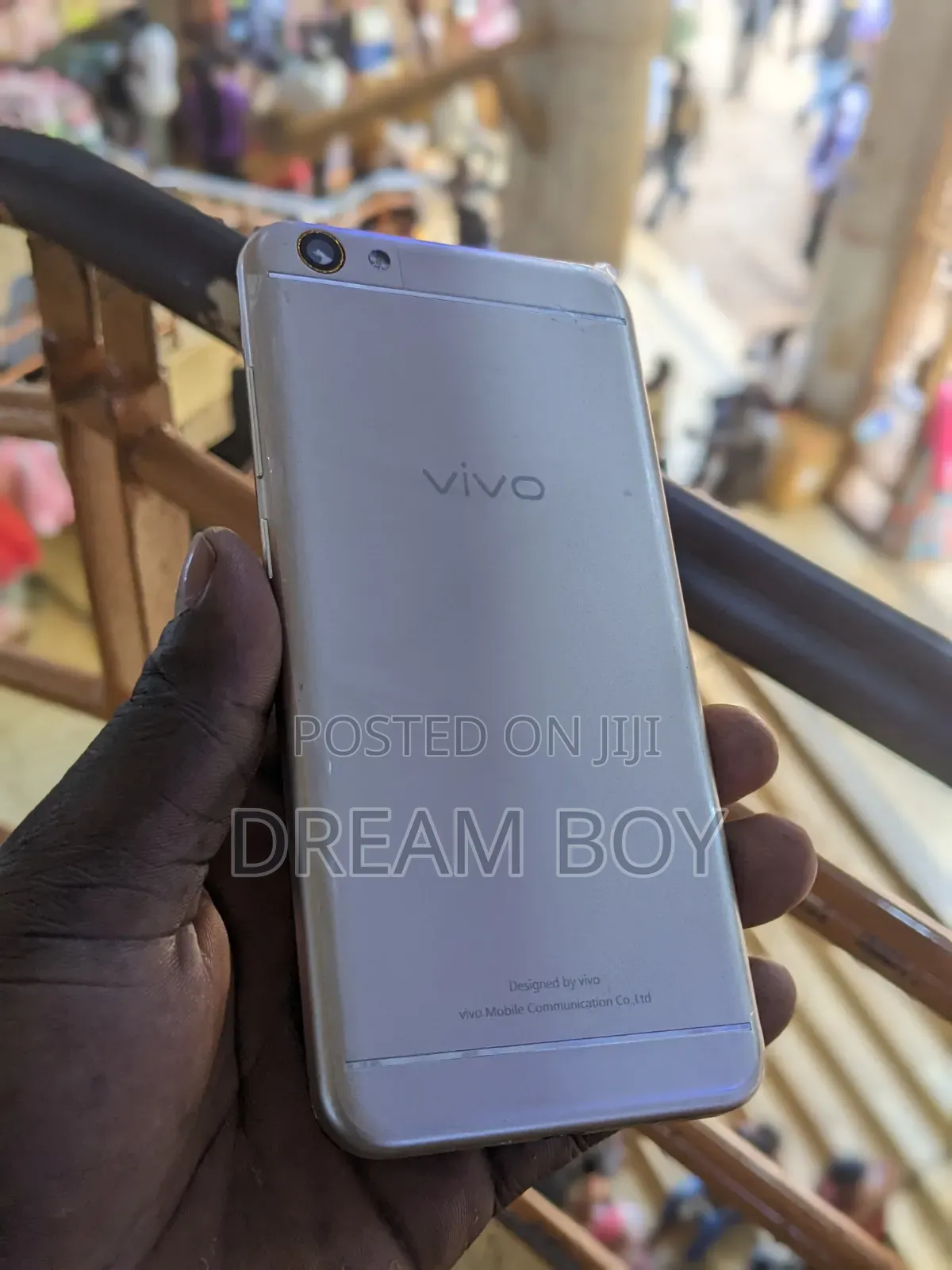 Vivo Y66i 32 GB Silver