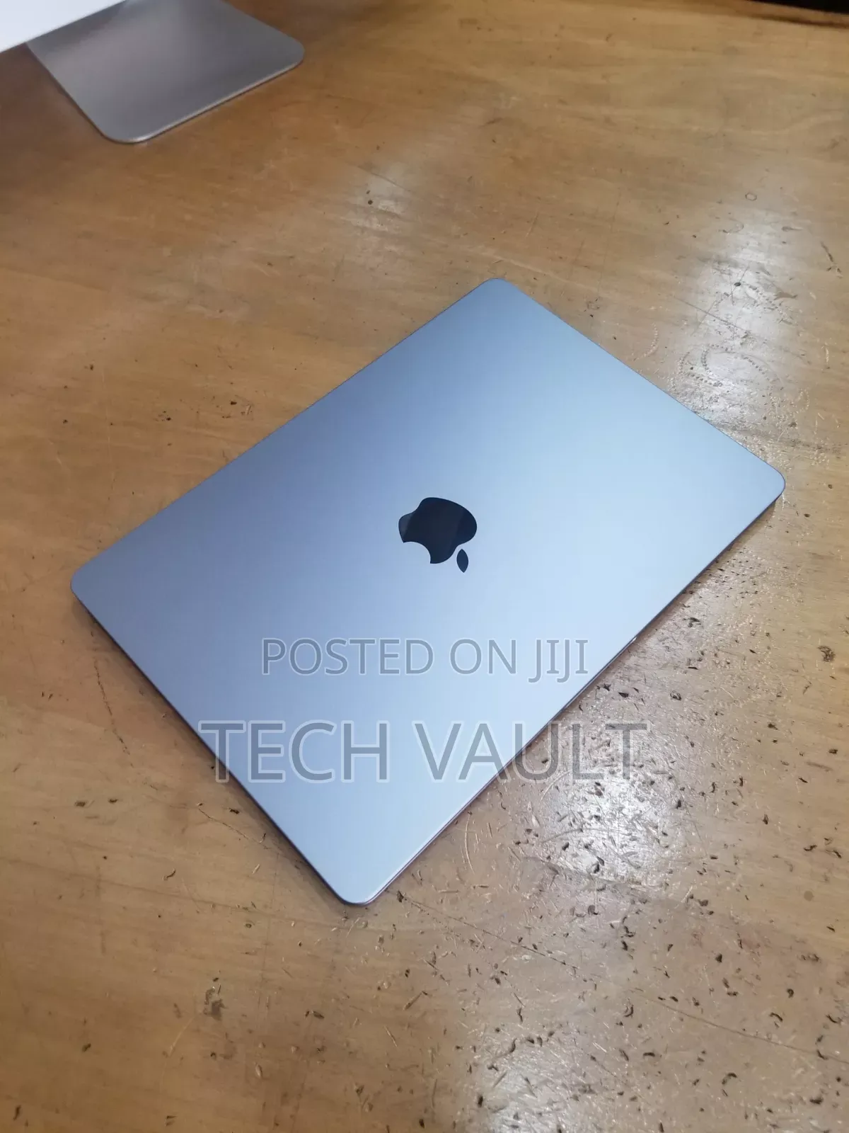 New Laptop Apple MacBook Air 2024 M3 8GB Apple M3 SSD 256GB
