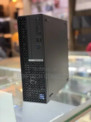 Desktop Computer Dell Wyse 5000 8GB Intel Core i5 SSD 256GB