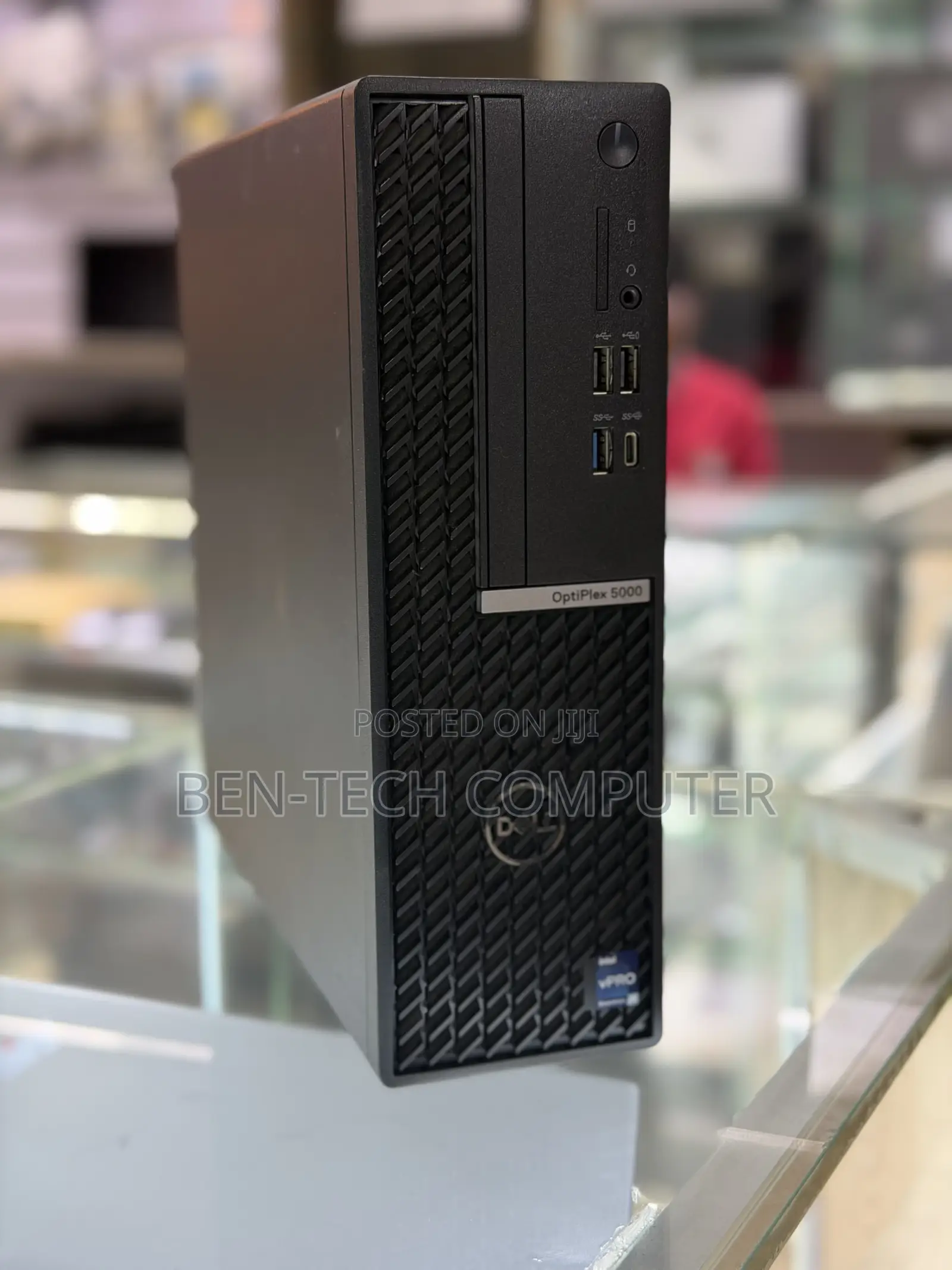 Desktop Computer Dell Wyse 5000 8GB Intel Core i5 SSD 256GB