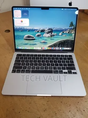 New Laptop Apple MacBook Air 2022 M2 8GB Apple M2 SSD 256GB