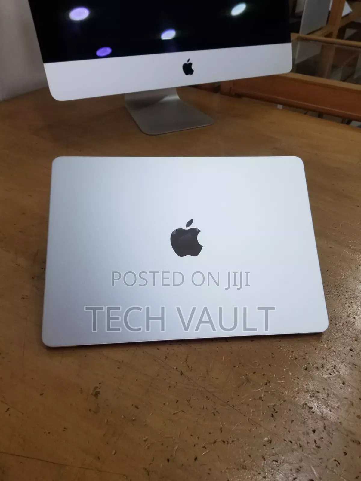 New Laptop Apple MacBook Air 2022 M2 8GB Apple M2 SSD 256GB