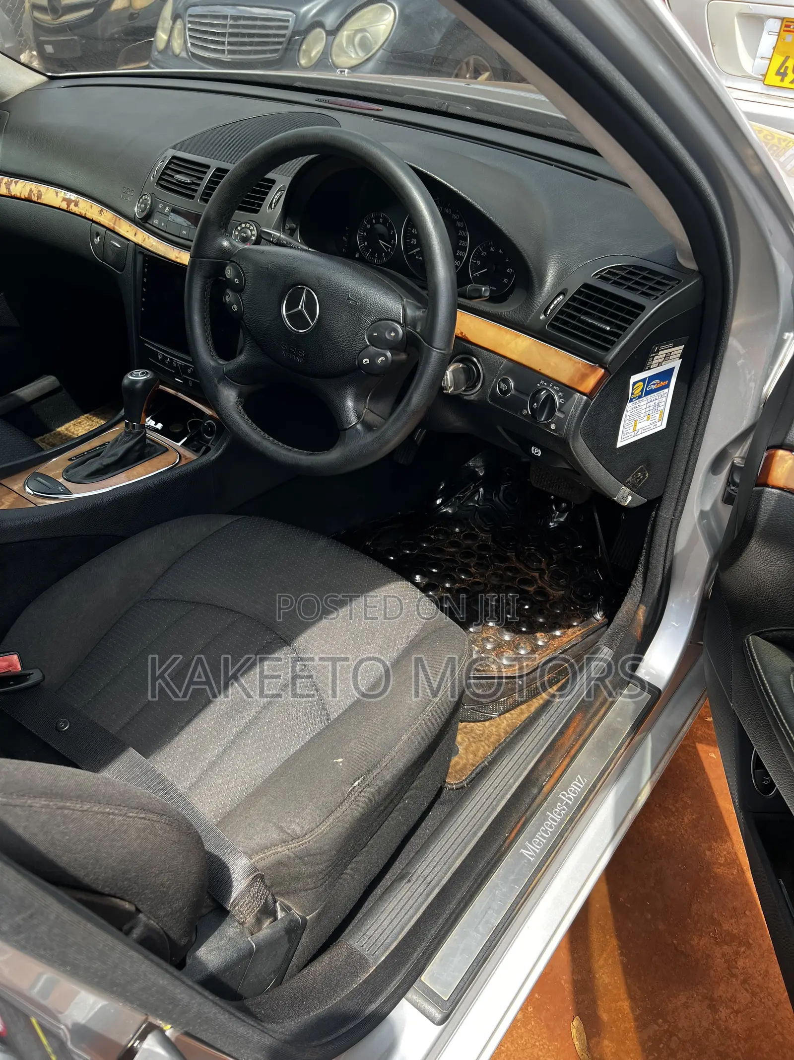 Mercedes-Benz E300 2008 Silver