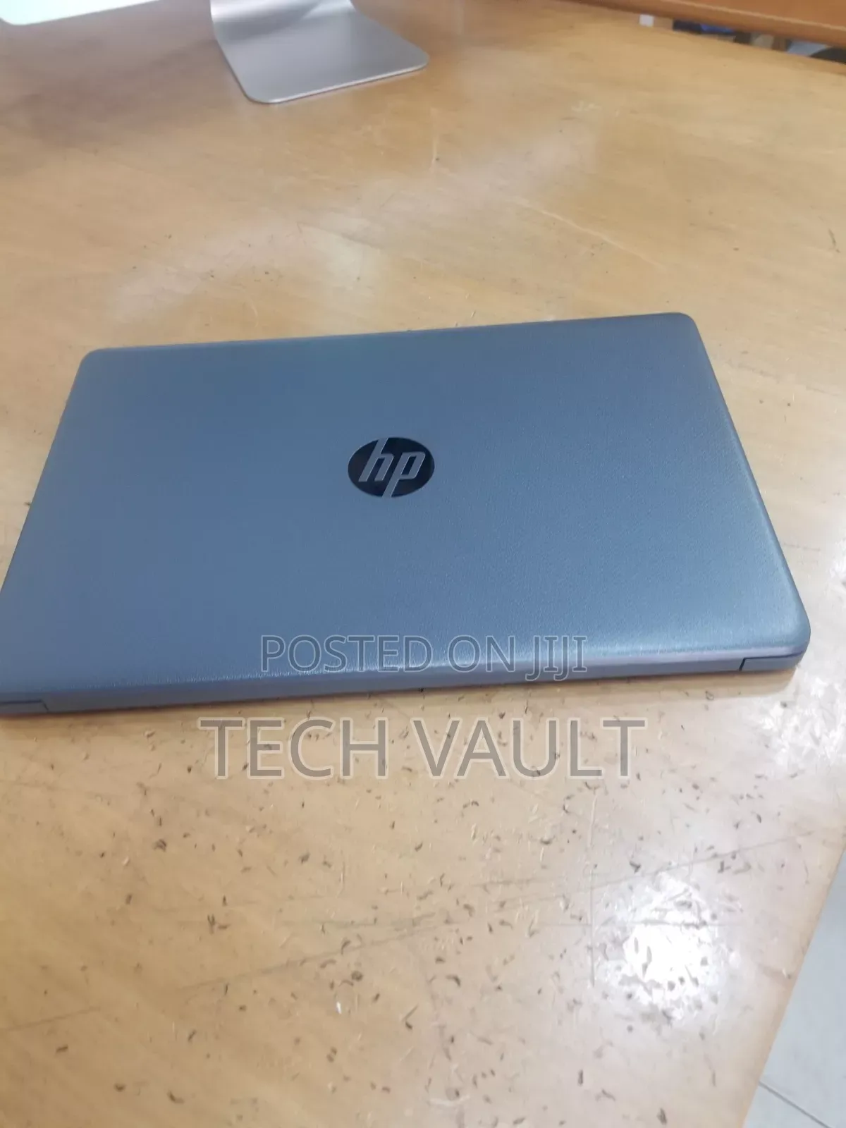 New Laptop HP 15-dw0037wm 8GB Intel Core i5 SSD 256GB