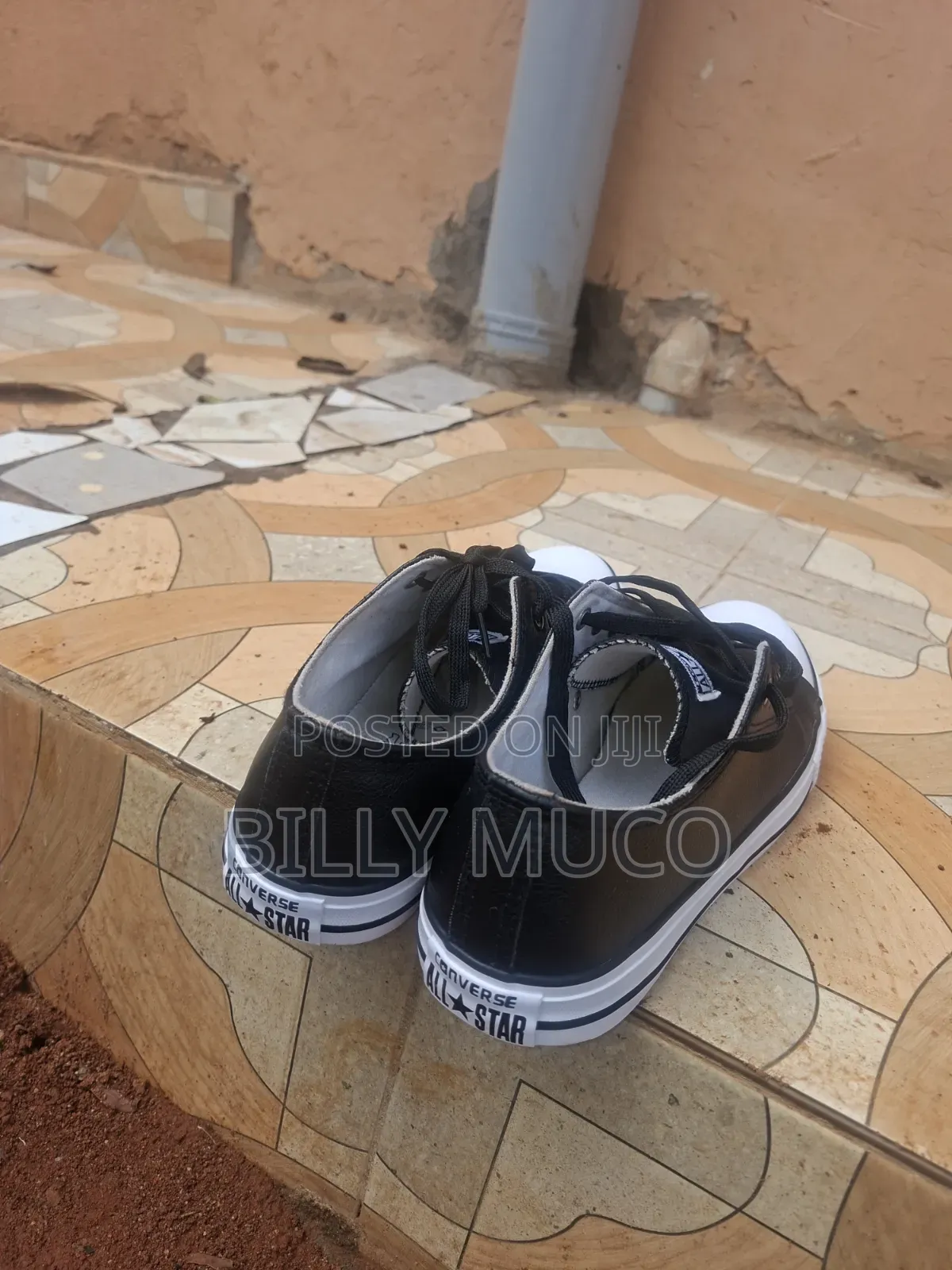 Black Low Top All Star Sneakers – Size 9.5