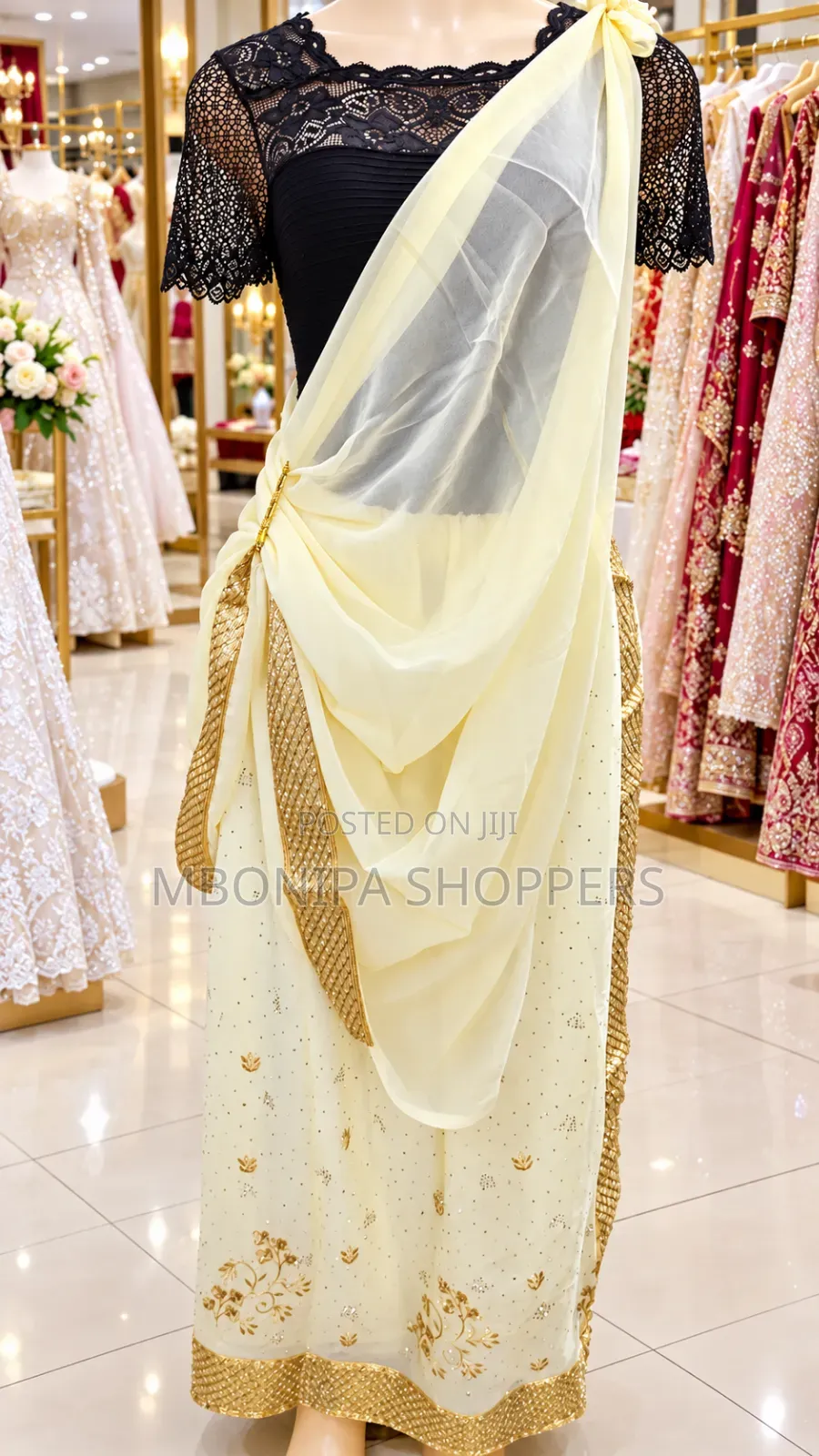Elegant Mushanana – Ivory Gold Traditional Dress
