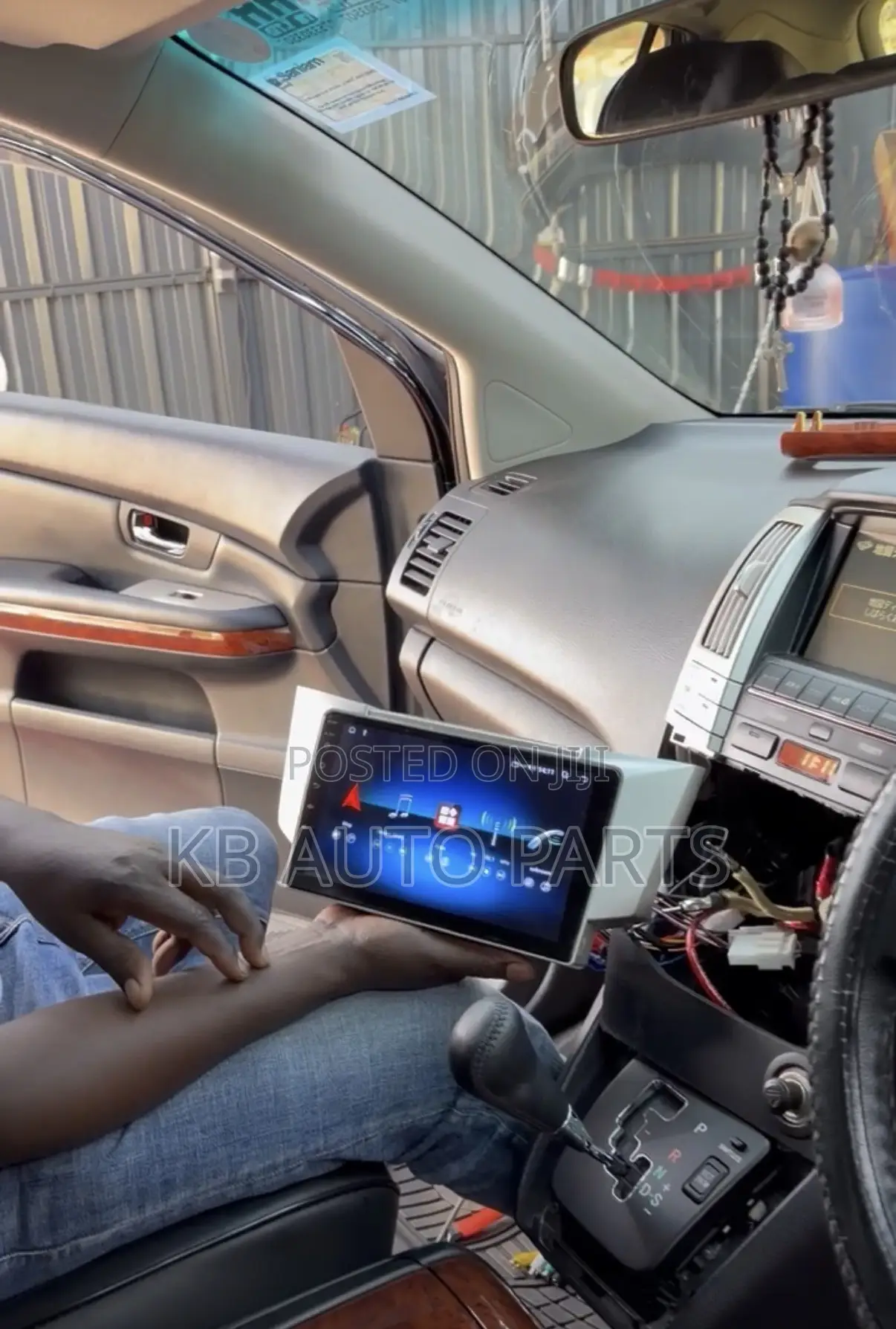 Harrier Android Radio With Apple Carplay 9” Screen