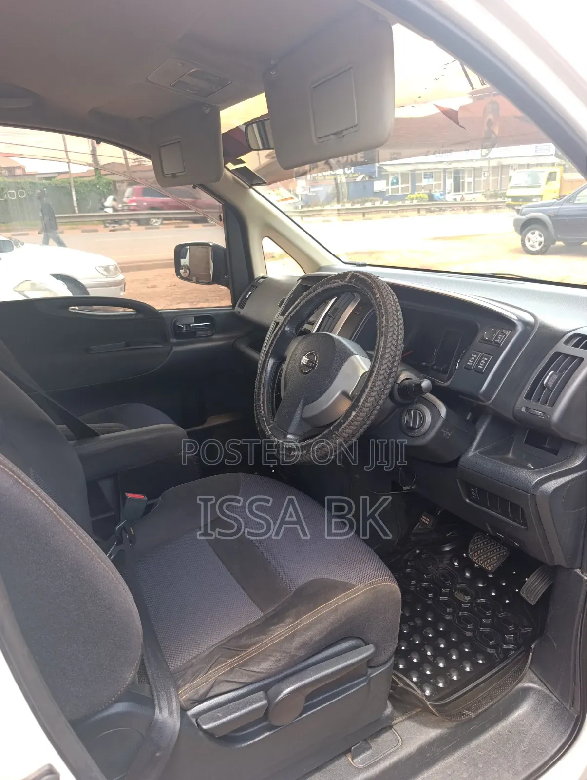Nissan Serena 2010 White