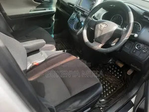 Toyota Wish 2012 White
