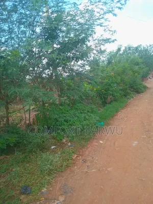 Bwerenga Plot Entb Rd