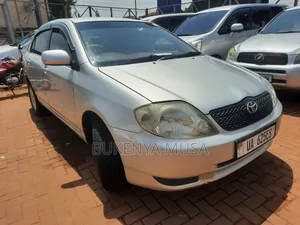 Toyota Corolla 2004 Silver