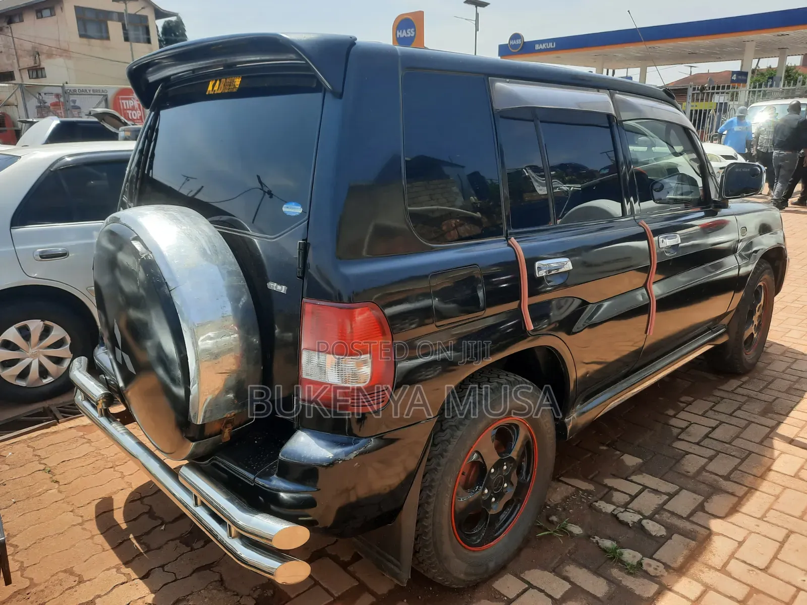 Mitsubishi Pajero IO 2000 Black