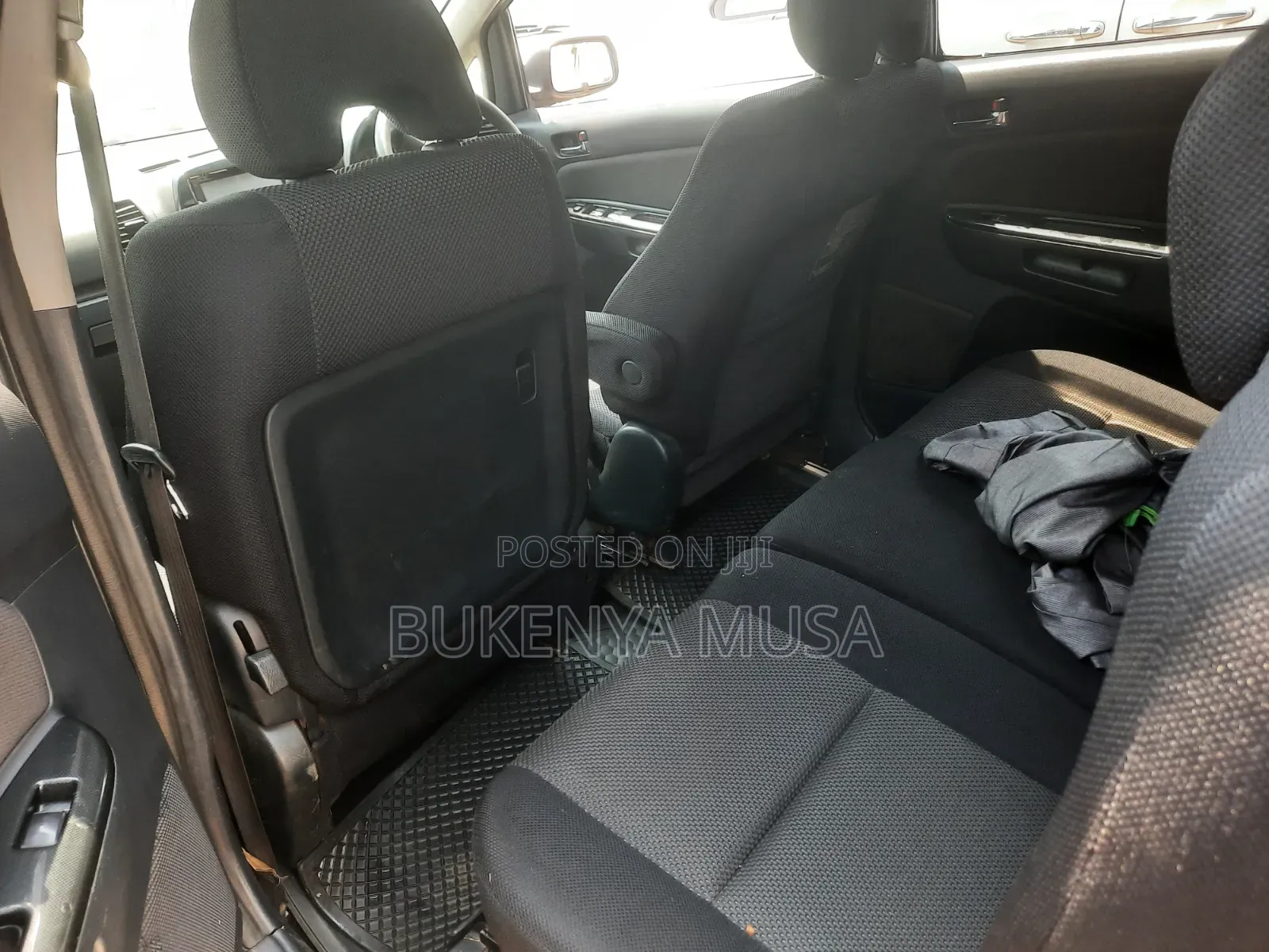 Toyota Corolla RunX 2004 Silver