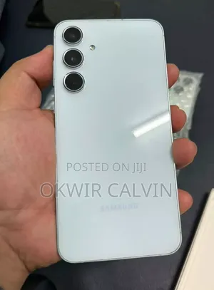 New Samsung Galaxy A55 256 GB White