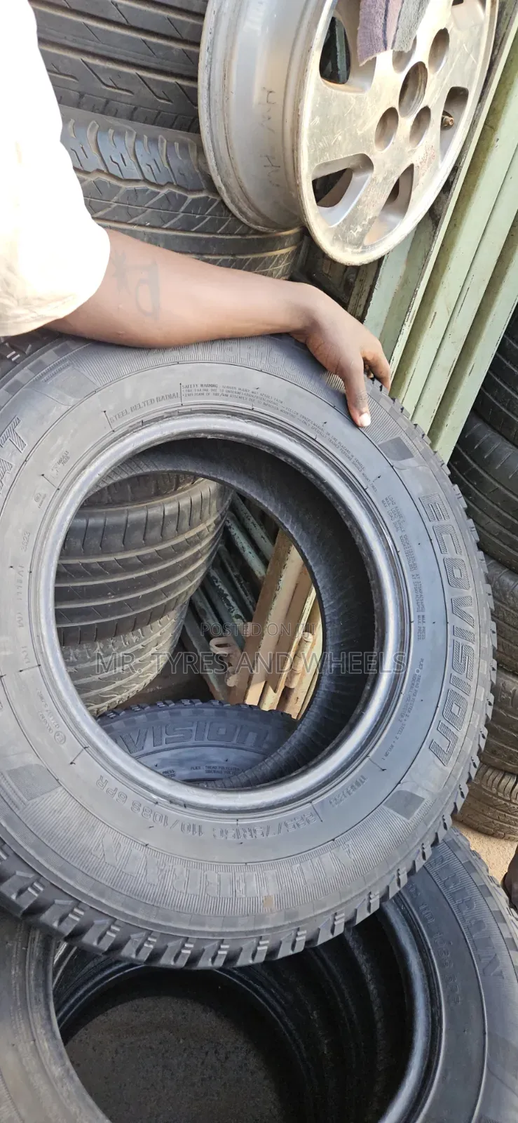 225 75 R15C With a 6PR Ecovision All Terrain AT Tires Still Gd Tires.