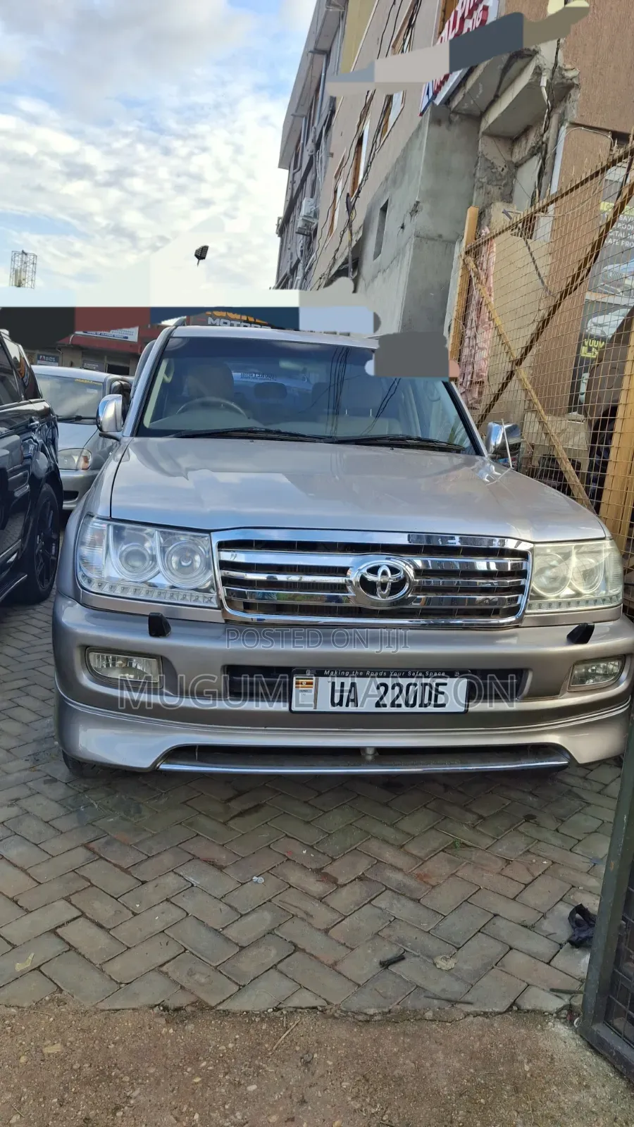 Toyota Land Cruiser 2002 Silver