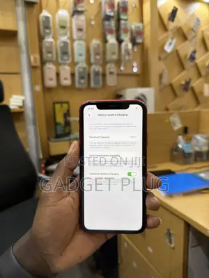 Apple iPhone 11 64 GB Red