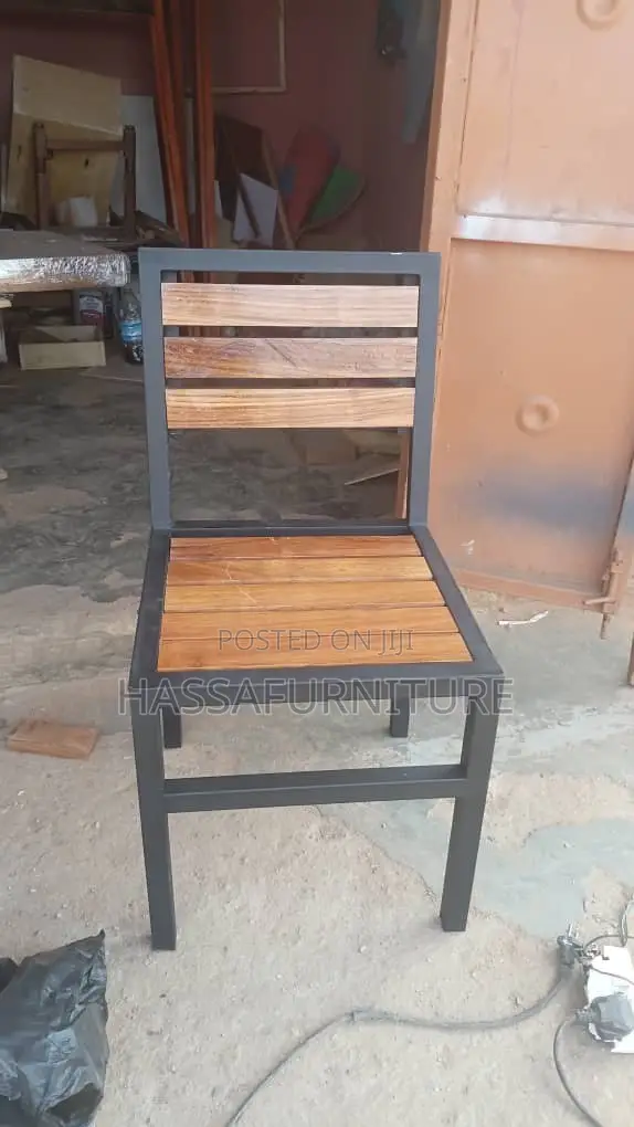 Metallic Chairs for Restaurant