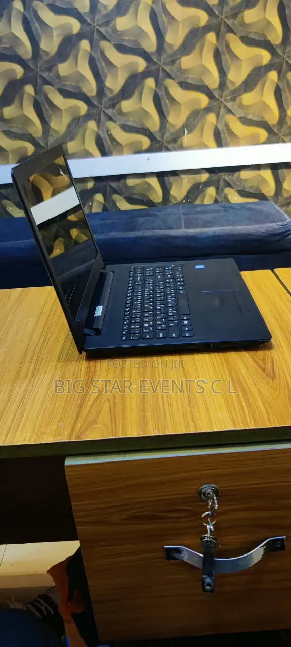Laptop Lenovo 4GB Intel Core i5 HDD+SSD 500GB