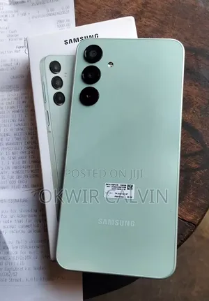 New Samsung Galaxy A16 5G 256 GB Green