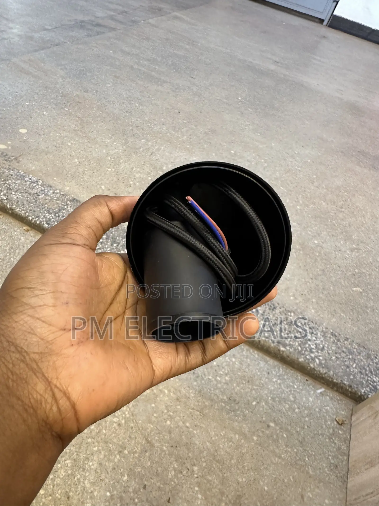 Pendant Holder