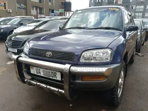 Toyota RAV4 Base 4x4 1999 Blue