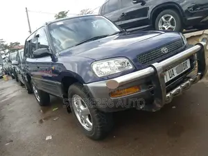 Toyota RAV4 Base 4x4 1999 Blue
