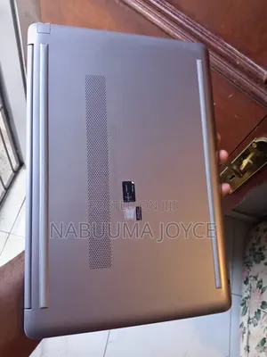 New Laptop HP 250 G8 8GB Intel Core i7 SSD 256GB