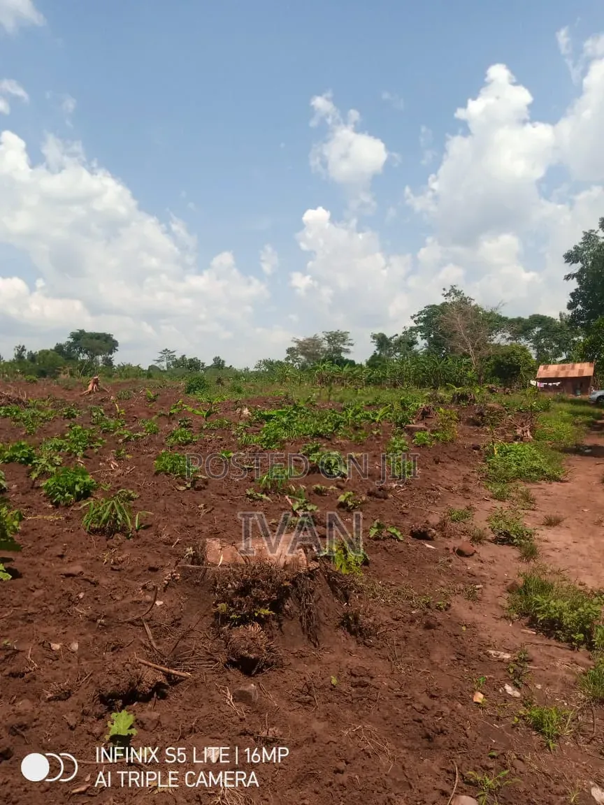 Land for Sale E Bulami Zirobwe