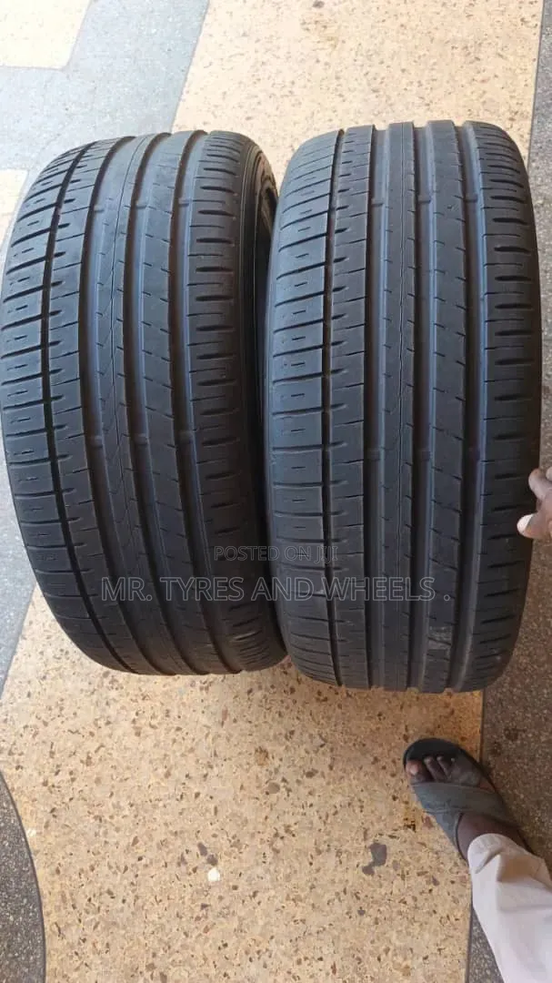 245/40r20 Japanese Imported Tyres