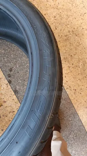 245/40r20 Japanese Imported Tyres
