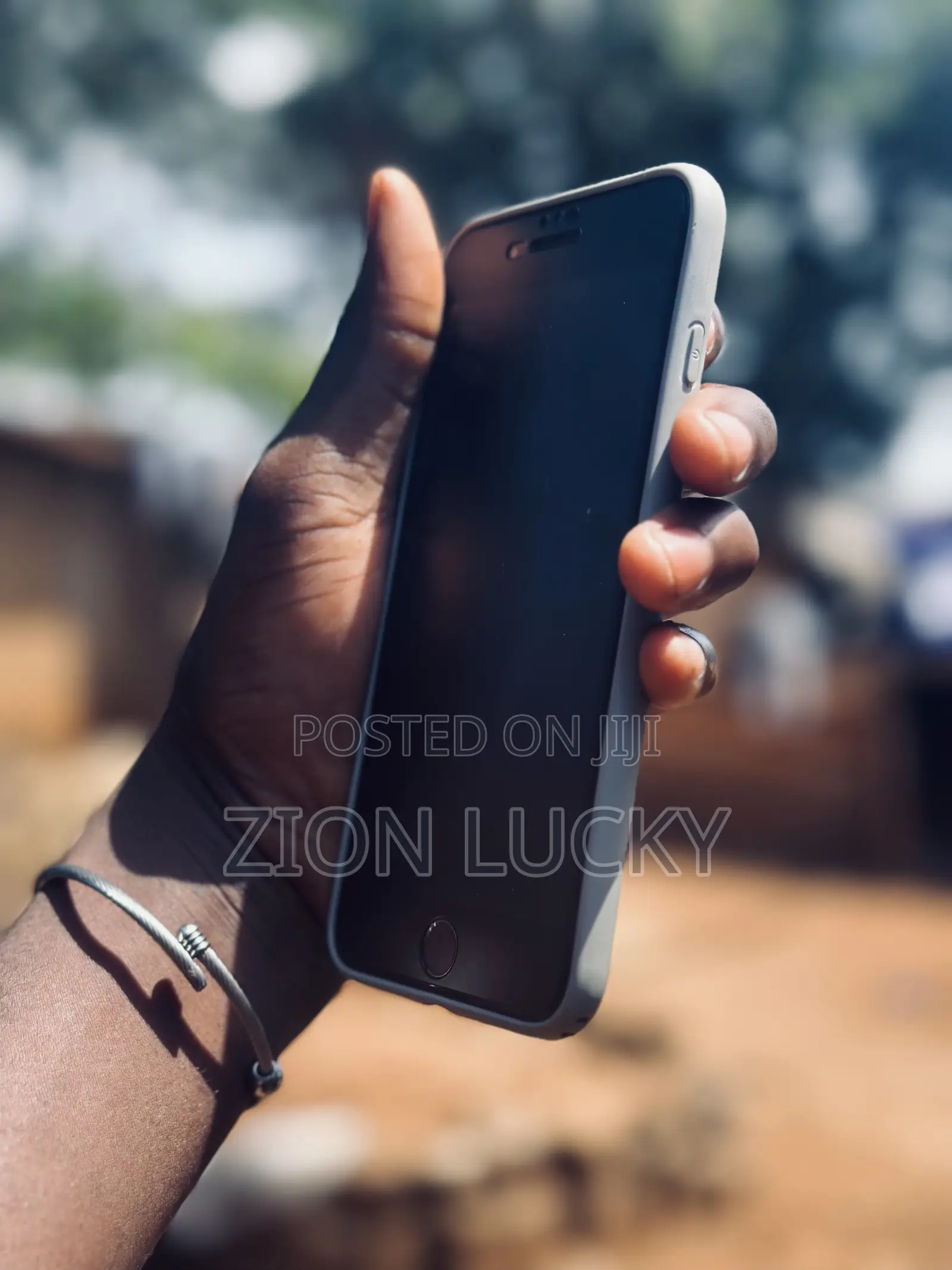 Apple iPhone 7 Plus 32 GB Black