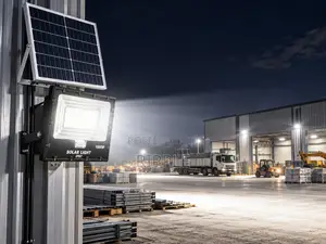 1000W Heavy Duty Solar Flood Light for Construction Open Spaces