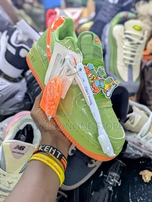 Original Nike Air Sneakers – Premium Comfort and Style 