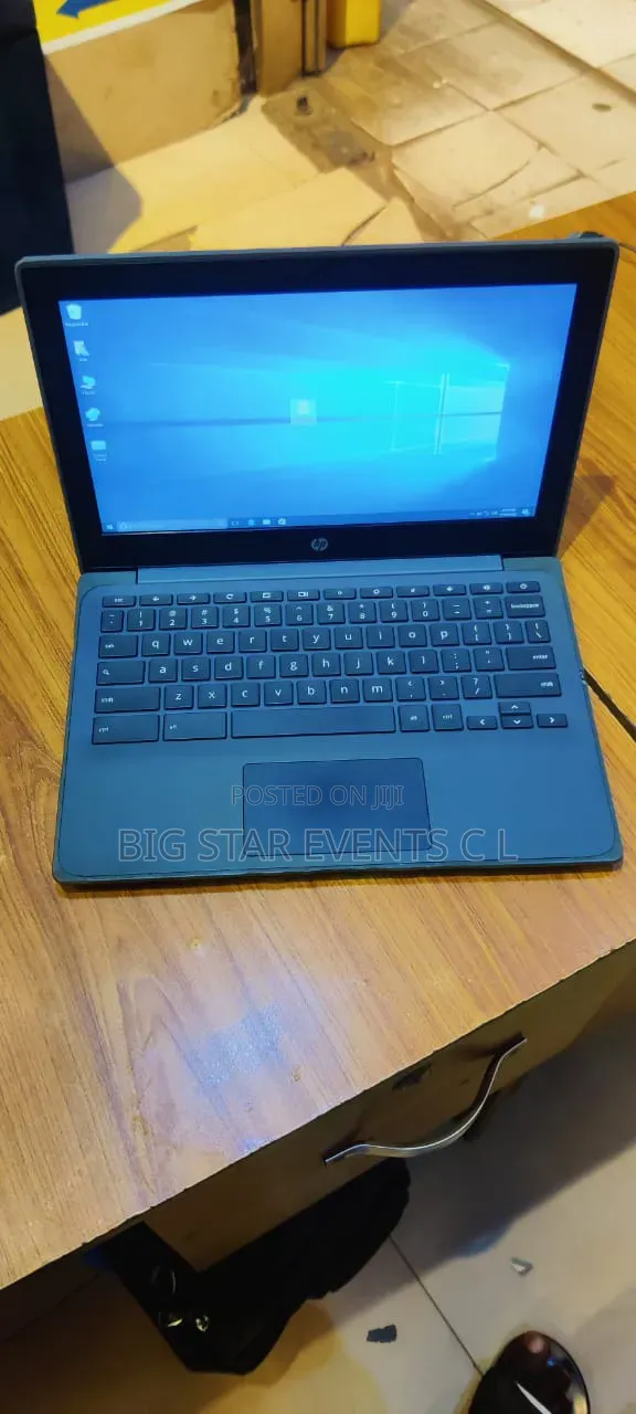 Laptop HP 255 4GB Intel Core i3 HDD 160GB