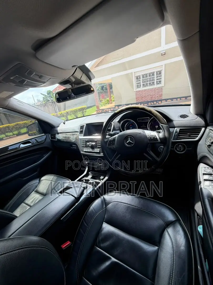 Mercedes-Benz M Class ML 350 BlueTEC 4Matic 2012 Black